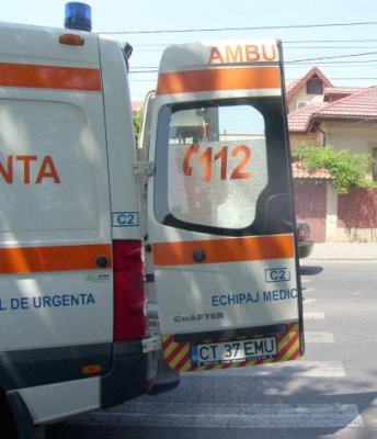 Tânăr de 19 ani, accidentat pe trecerea de pietoni